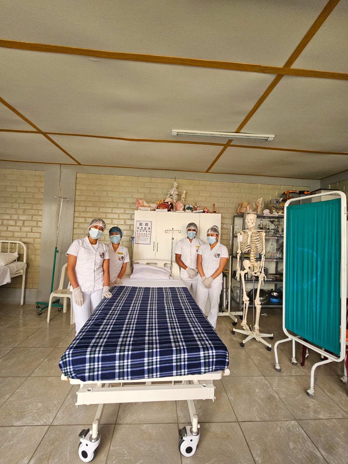 ASISTENCIA BASICA HOSPITALARIA